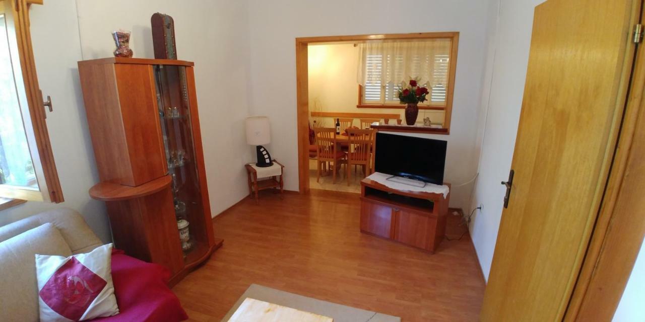 Apartment Nike Orebić Eksteriør billede